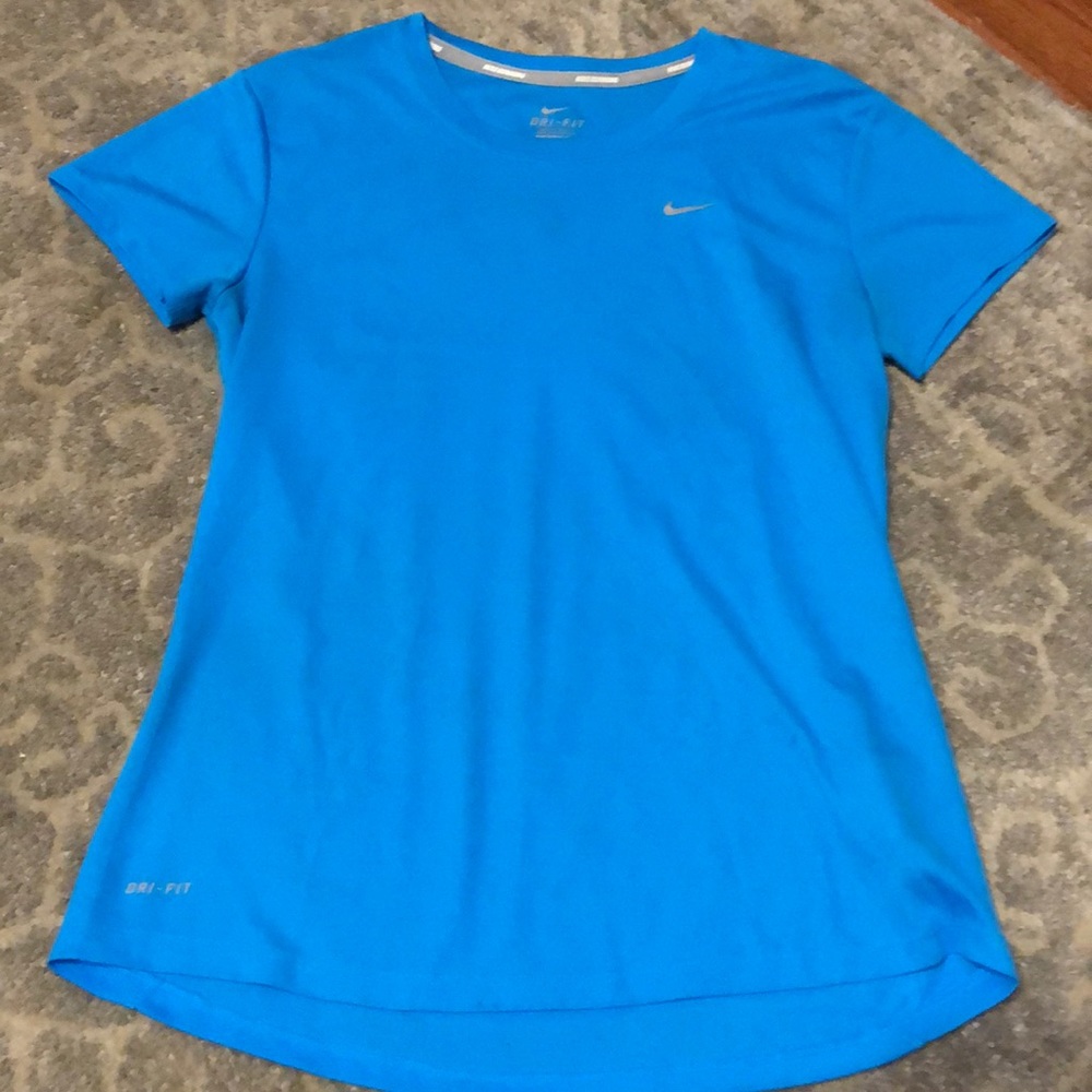 Nike dry fit top